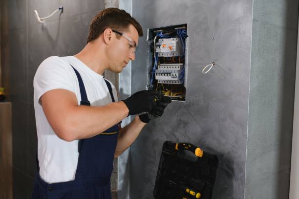 Best Licensed Electrician  in Pleasant Hills, PA